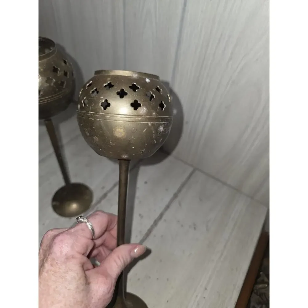 Vintage Brass Tea Light Candle Holders 10